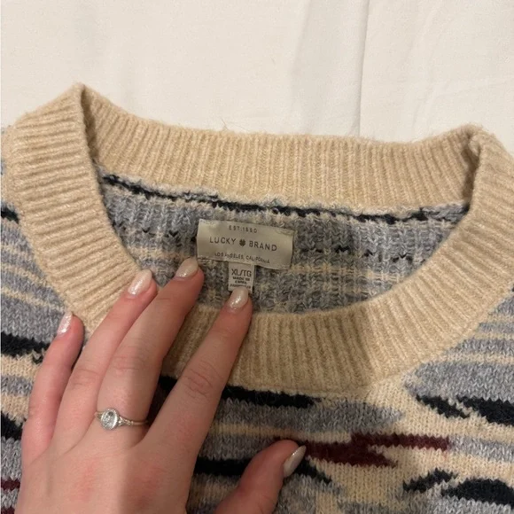 women’s Patterned Crewneck Sweater in Cream and Blue - Picture 2 of 2